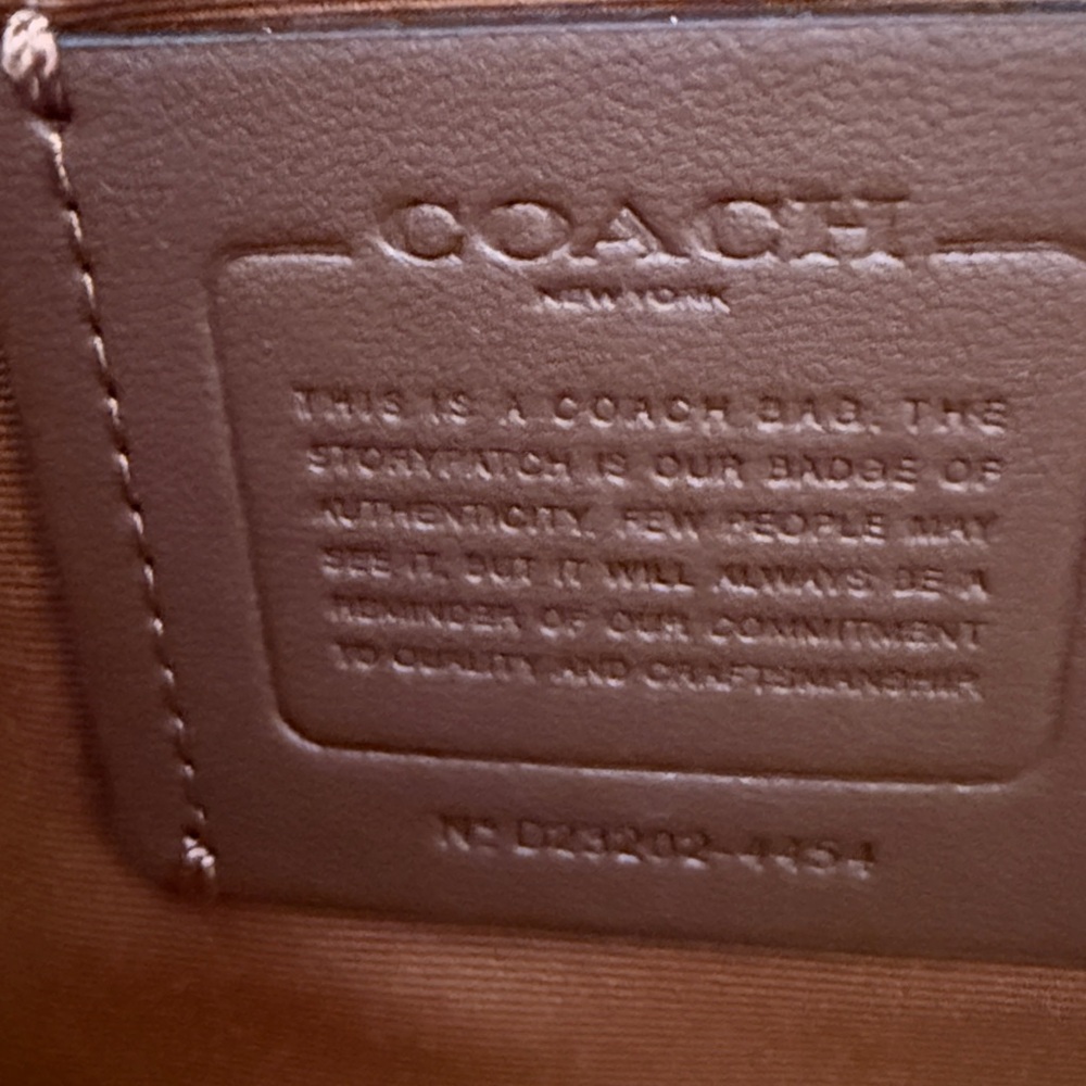 EUC Coach Outlet Zip Top Tote. Color: Chalk. - Picture 5 of 15